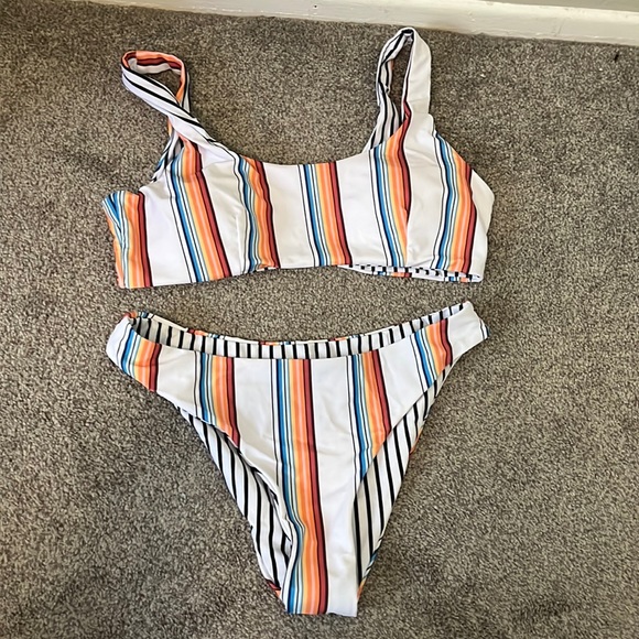 Reversible bikini 💕 - Picture 1 of 3